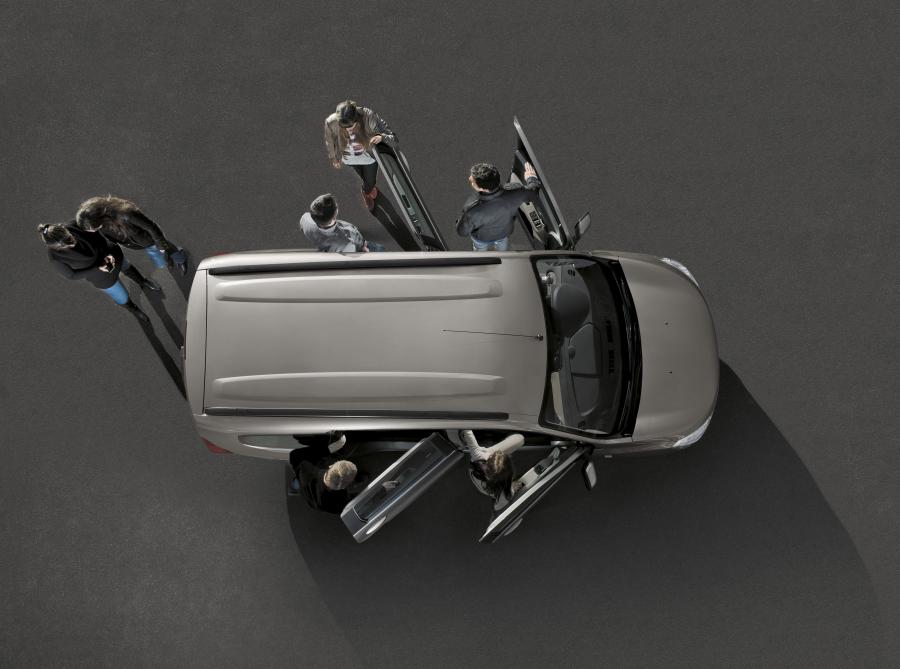  Dacia Lodgy 2012 года  (фото 48 из 75)